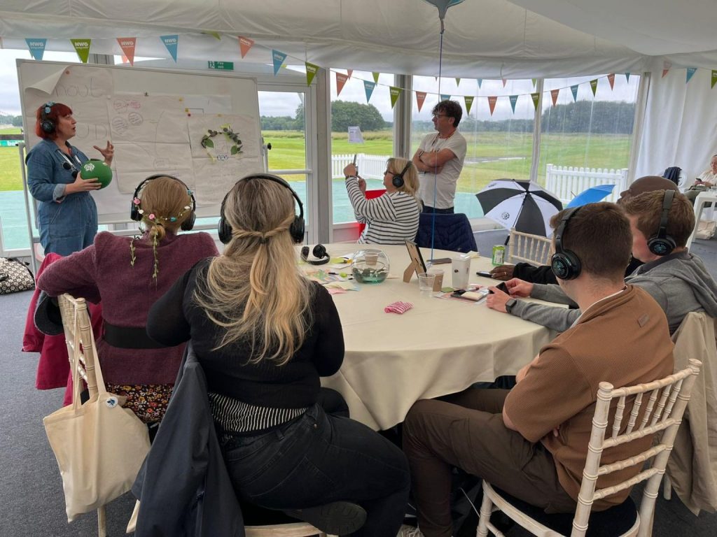 Researchers working together at the Innovation Festival Daily Dash.